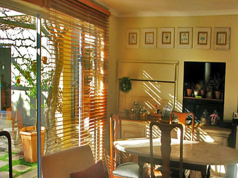 Casablanca Bed And Breakfast Municipalità locale di Municipalità locale di Stellenbosch Esterno foto
